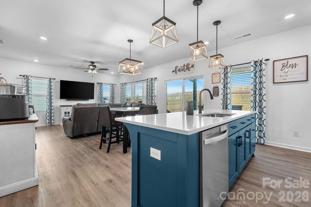 121 Gunwale Street, Statesville, NC 28677