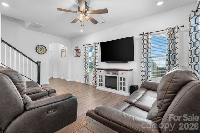 121 Gunwale Street, Statesville, NC 28677