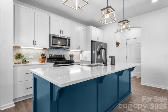 121 Gunwale Street, Statesville, NC 28677