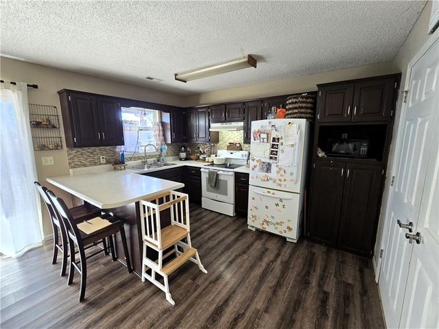 1178 SE 170 Road, Knob Noster, MO 65336