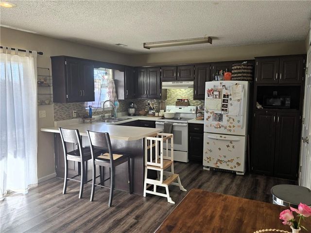 1178 SE 170 Road, Knob Noster, MO 65336