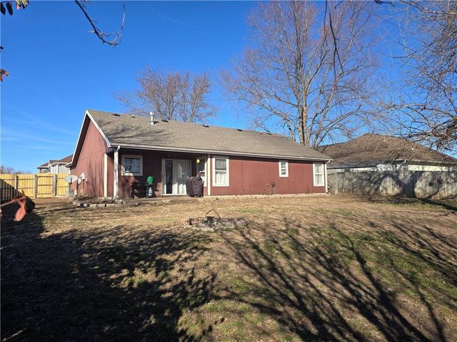 1178 SE 170 Road, Knob Noster, MO 65336