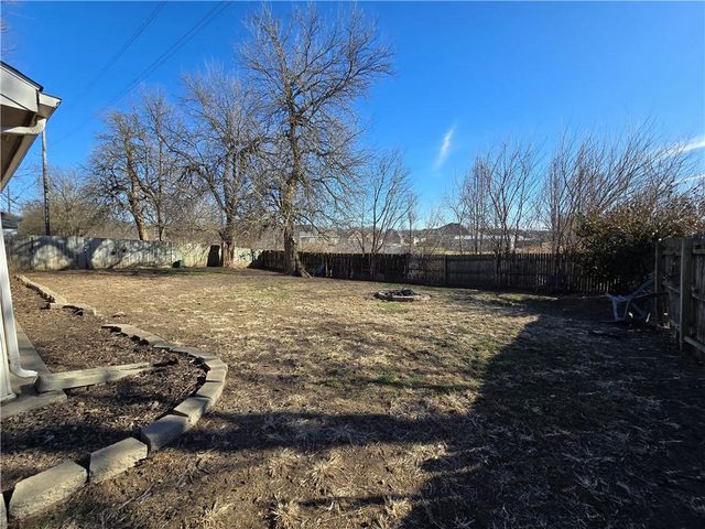 1178 SE 170 Road, Knob Noster, MO 65336