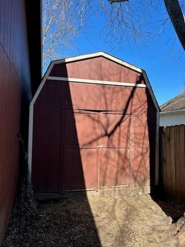 1178 SE 170 Road, Knob Noster, MO 65336