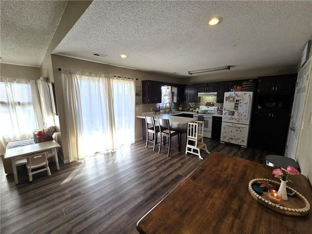 1178 SE 170 Road, Knob Noster, MO 65336