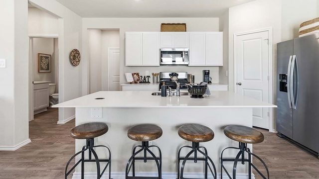 105 Buck Branch Lane, Canton, TX 75103