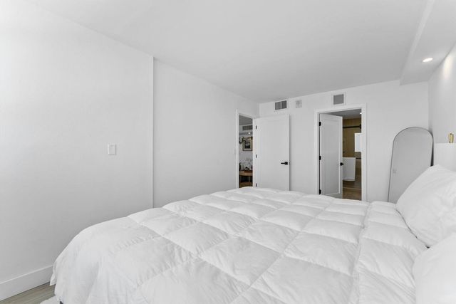 1237 HILLSBORO MILE 604, Hillsboro Beach, FL 33062