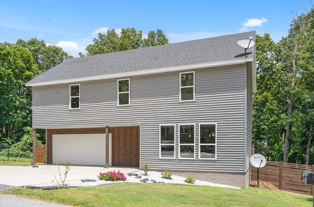17 Rettendon Lane, Bella Vista, AR 72714