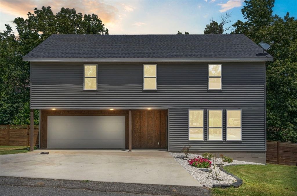 17 Rettendon Lane, Bella Vista, AR 72714