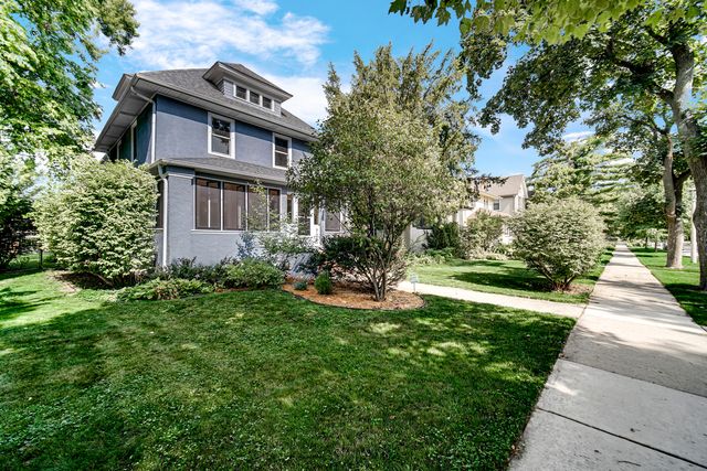 729 N Grove Avenue, Oak Park, IL 60302