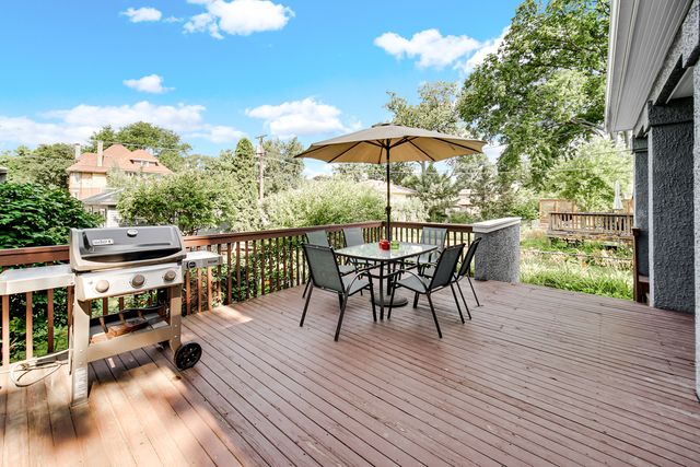 729 N Grove Avenue, Oak Park, IL 60302