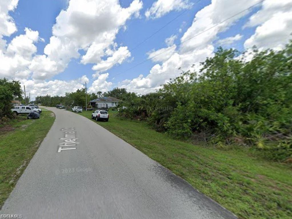 441 Thelma CT, LEHIGH ACRES, FL 33972 — photo 5