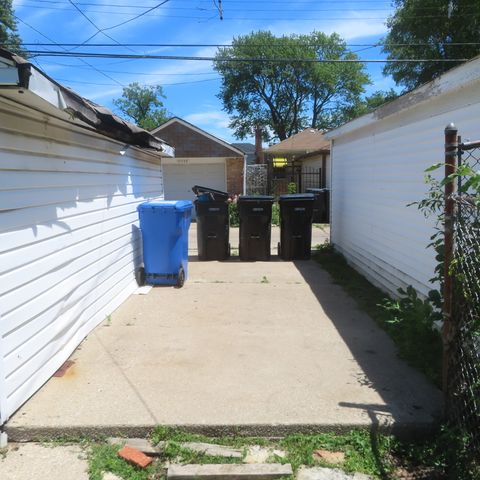 10549 S Indiana Avenue, Chicago, IL 60628