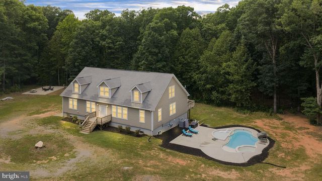 1271 APPLE GROVE RD, Mineral, VA 23117