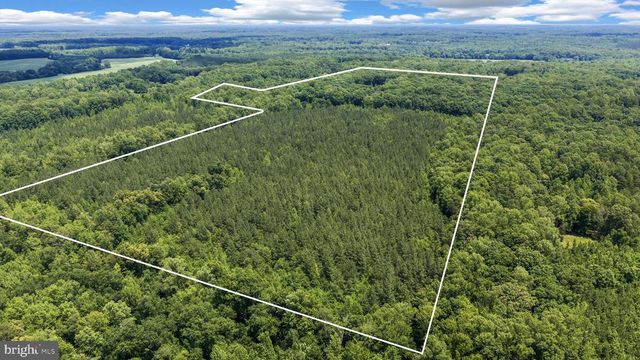 1271 APPLE GROVE RD, Mineral, VA 23117