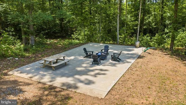1271 APPLE GROVE RD, Mineral, VA 23117