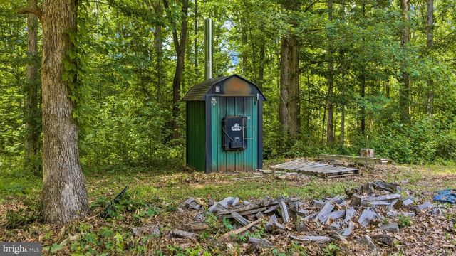 1271 APPLE GROVE RD, Mineral, VA 23117