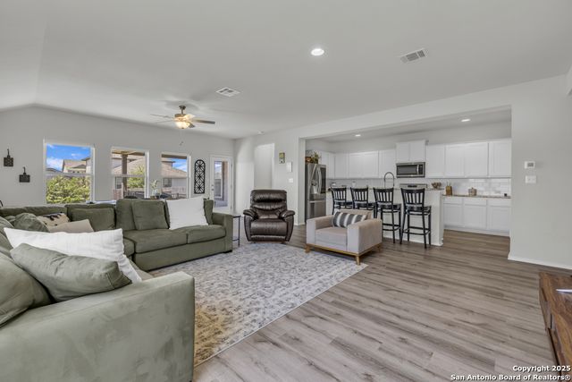 116 Gray Wolf, San Marcos, TX 78666