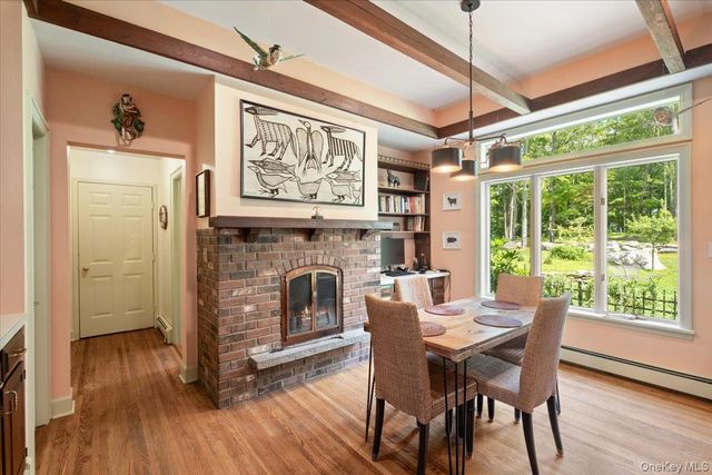 46 Skyhigh Road, Putnam Valley, NY 10579