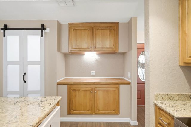 7200 Spicer Dr, Citrus Heights, CA 95621