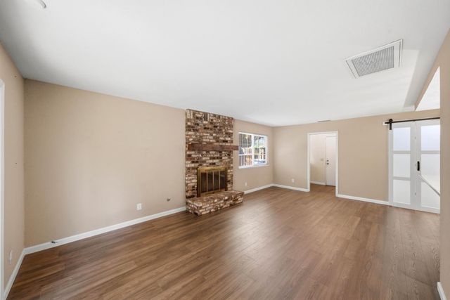 7200 Spicer Dr, Citrus Heights, CA 95621