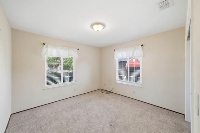 7200 Spicer Dr, Citrus Heights, CA 95621