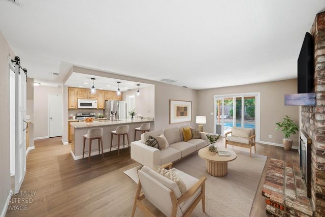 7200 Spicer Dr, Citrus Heights, CA 95621