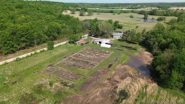 4115 W 380 Road, Adair, OK 74330
