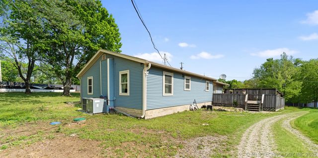 4115 W 380 Road, Adair, OK 74330