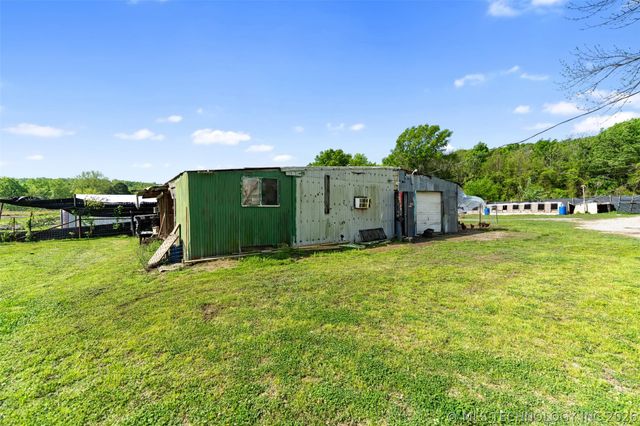 4115 W 380 Road, Adair, OK 74330