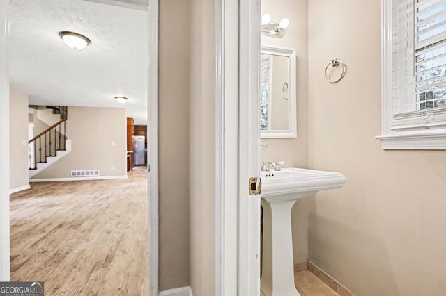 2507 Robin Hood Place, Marietta, GA 30068