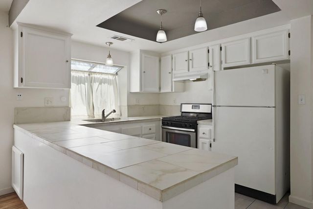 2408 Echo Park Ct, Modesto, CA 95358