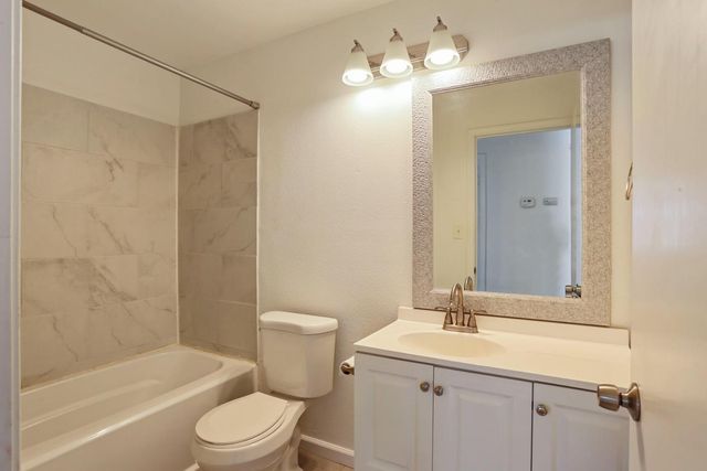 2408 Echo Park Ct, Modesto, CA 95358