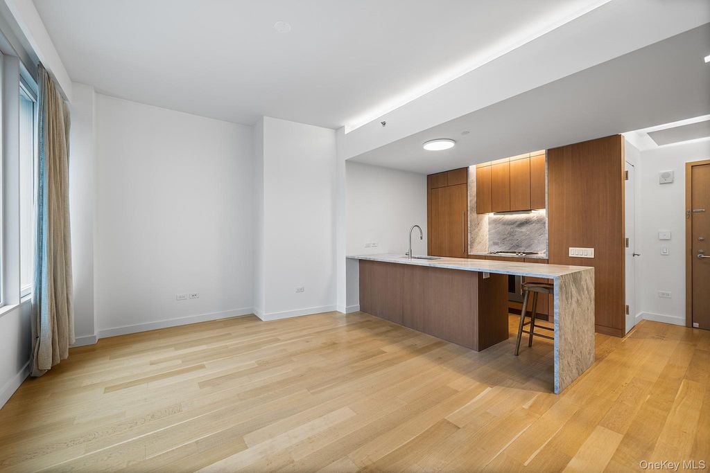 611 W 56th Street 6F, New York (manhattan), NY 10019 — photo 5