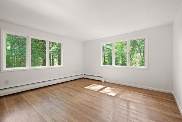 20 Algonquin Rd, Canton, MA 02021