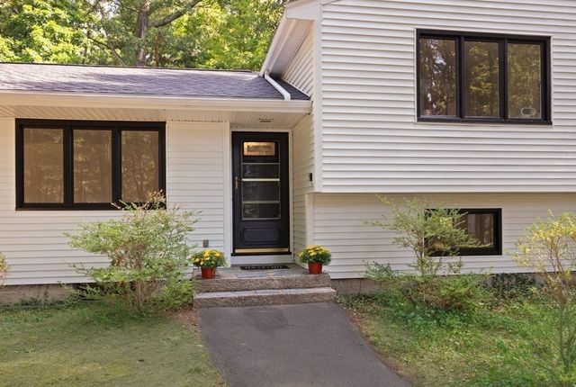 20 Algonquin Rd, Canton, MA 02021