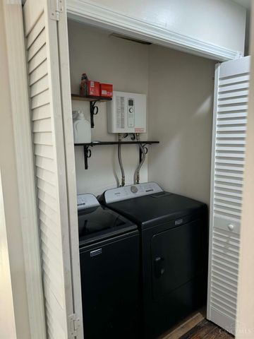 412 Roebling Road, Delhi Twp, OH 45204