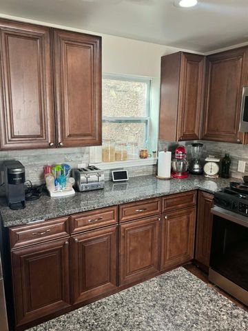 412 Roebling Road, Delhi Twp, OH 45204