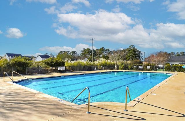 1318 Golden Valley Pl., Little River, SC 29566