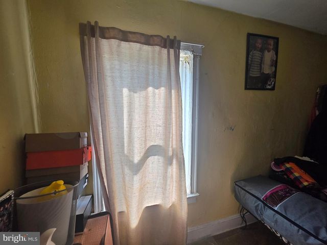 570 ROOSEVELT ST, Trenton, NJ 08618