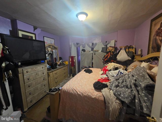 570 ROOSEVELT ST, Trenton, NJ 08618