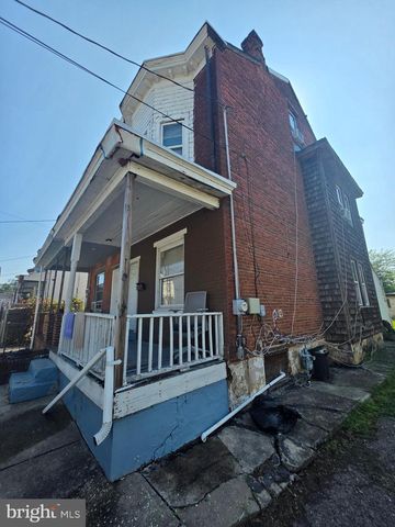 570 ROOSEVELT ST, Trenton, NJ 08618