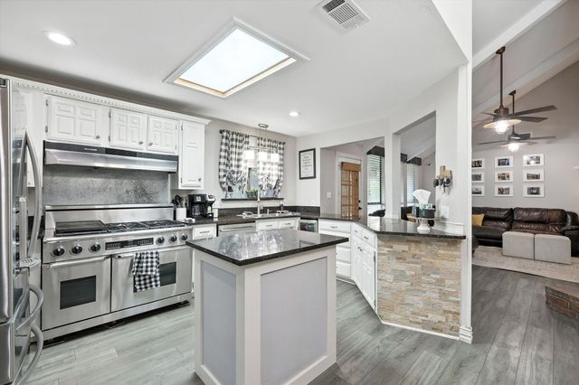 11005 Cowboy Lane, Flower Mound, TX 76262