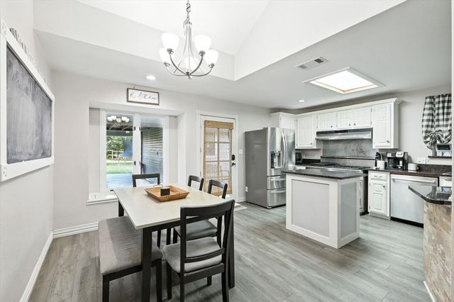 11005 Cowboy Lane, Flower Mound, TX 76262