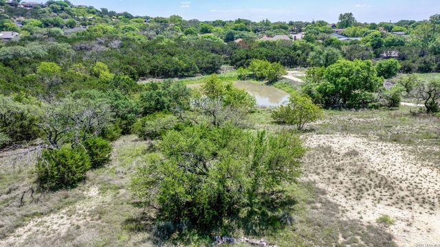193 DORIS DR, Kerrville, TX 78028