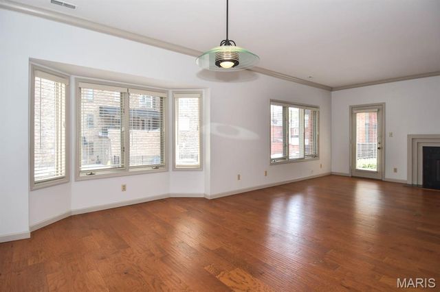 4444 Lindell Boulevard 7, St Louis, MO 63108