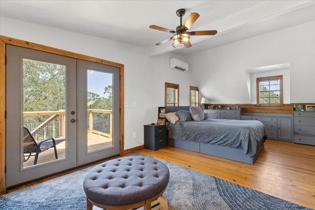 414 Walnut Creek RD, Bastrop, TX 78602