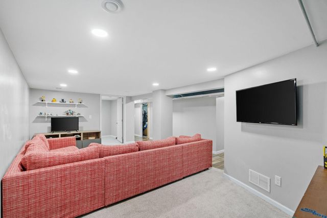 5217 Greatview Avenue, Brooklyn Center, MN 55429