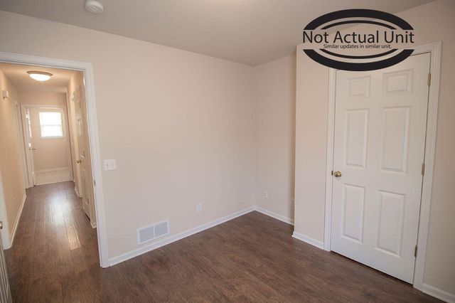 1881 W HARMONY ST, Columbia, MO 65203