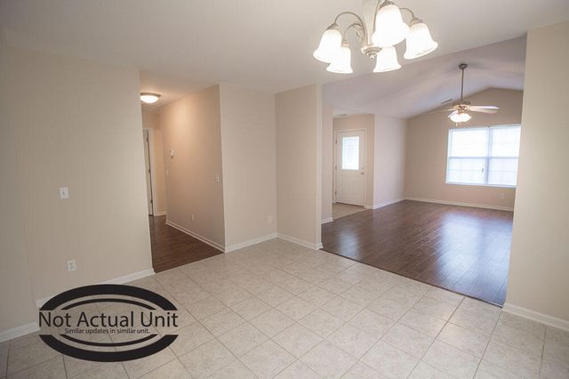 1881 W HARMONY ST, Columbia, MO 65203